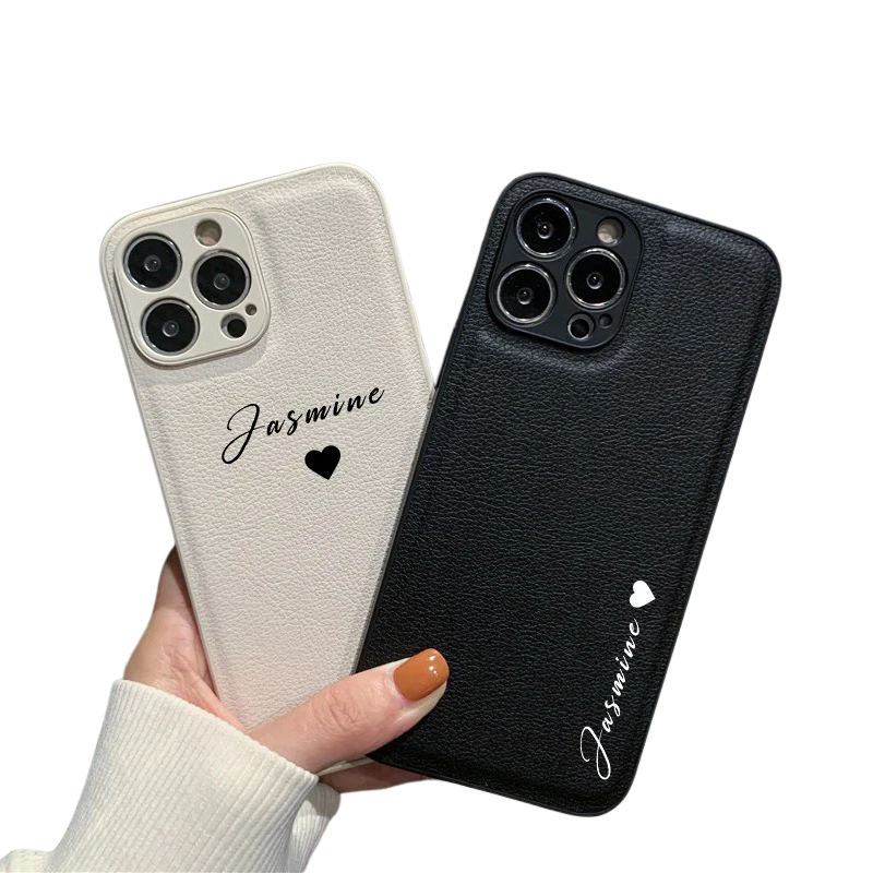 【カスタムシリーズ】ハート付き 名入れOK レザー調 スマホケース|iPhone対応 #250323