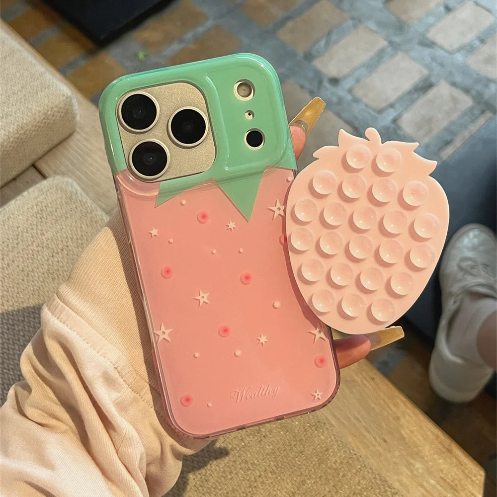 【ぷちぷち吸盤プッシュ】ストロベリー いちごデザイン×プッシュポップ スマホケース|iPhone対応 #250313