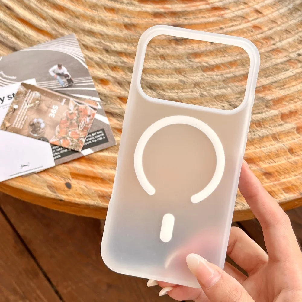 Magnet内蔵 マットカラー 半透明 iPhoneケース｜耐衝撃 #240421