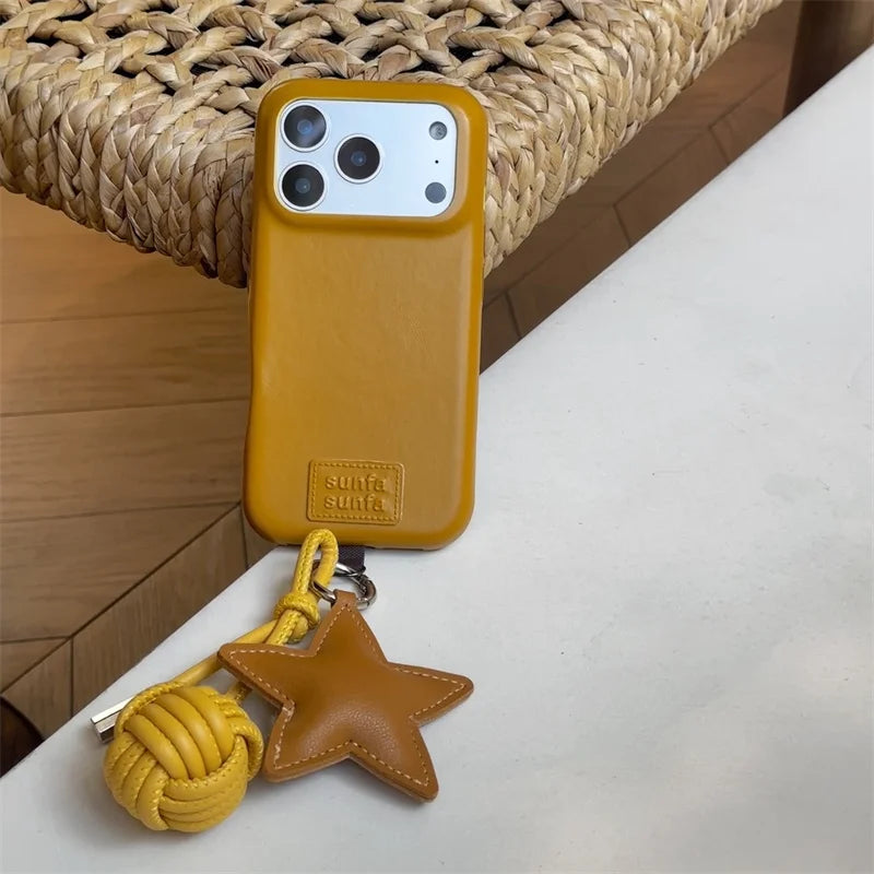 【スタークラフトレザー】星チャーム×レザーボール付き スマホケース|iPhone対応 #250309