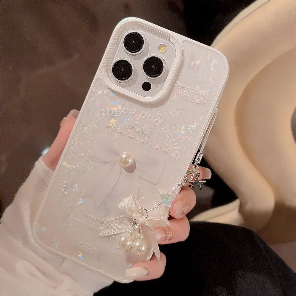 【パール×リボンチャーム】艶めく ホワイト シェル風ケース|iPhone対応 #250525