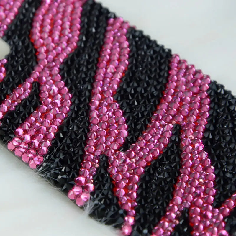 【キラキラビジューシリーズ】ゼブラ柄 フルラインストーン デコ スマホケース|iPhone対応 #260122