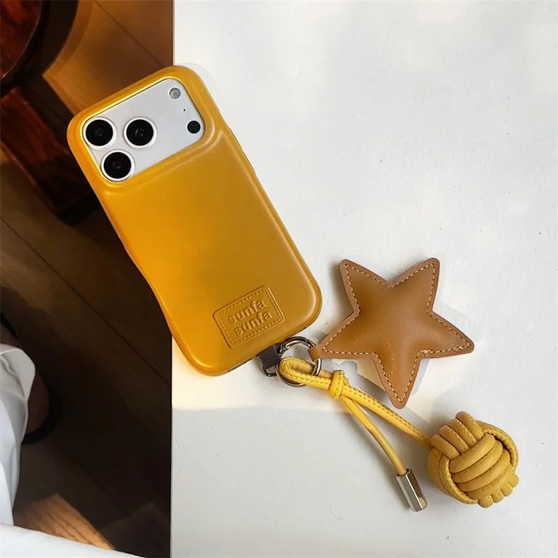【スタークラフトレザー】星チャーム×レザーボール付き スマホケース|iPhone対応 #250309
