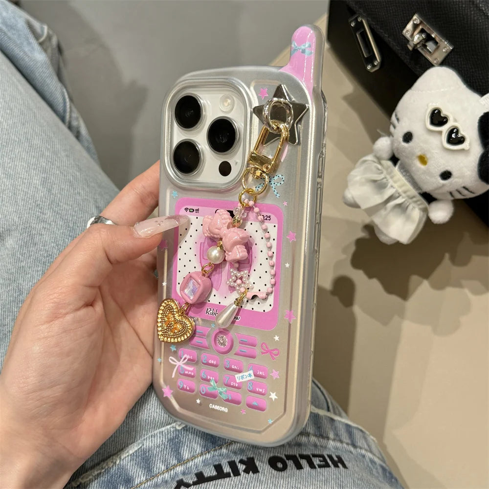 【フォンシリーズ】レトロ可愛いピンクリボン デコレーション風 スマホケース|iPhone対応 #251014
