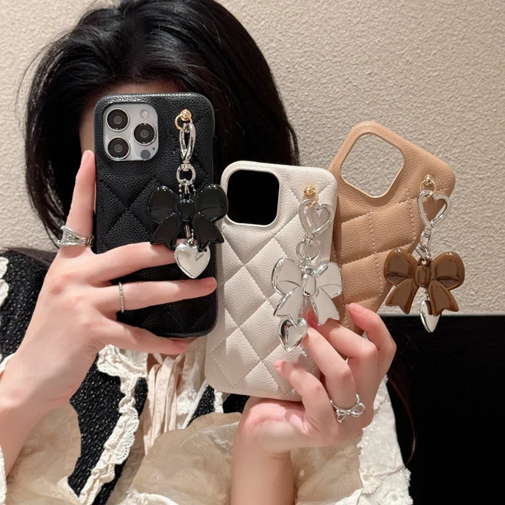 リボン×ハートチャーム】キルティングPUレザーケース|iPhone対応 リボン×ハートチャーム】キルティングPUレザーケース|iPhone対応