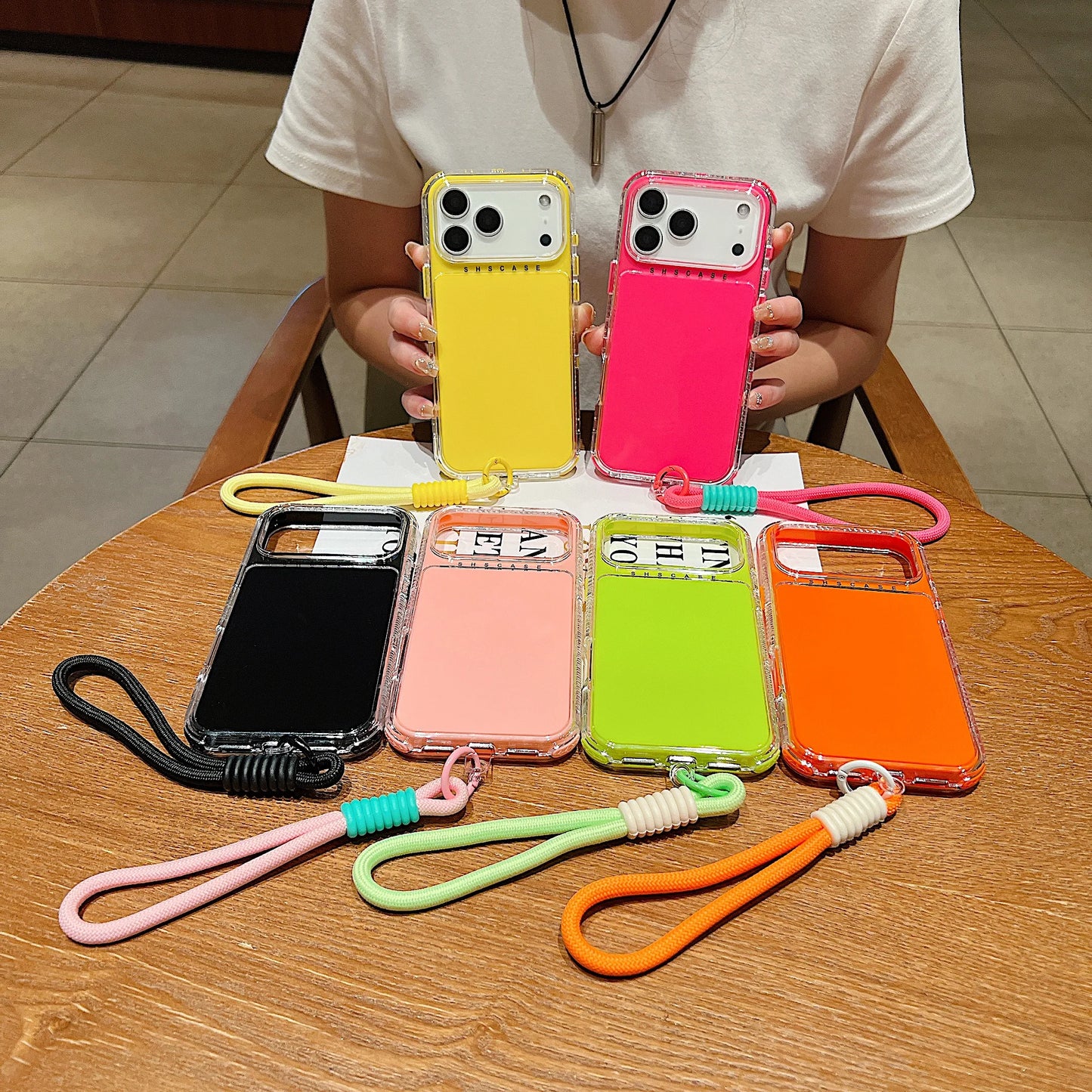 【ネオンシリーズ】カラフルクリアデザイン ストラップ付き スマホケース|iPhone対応 #251120