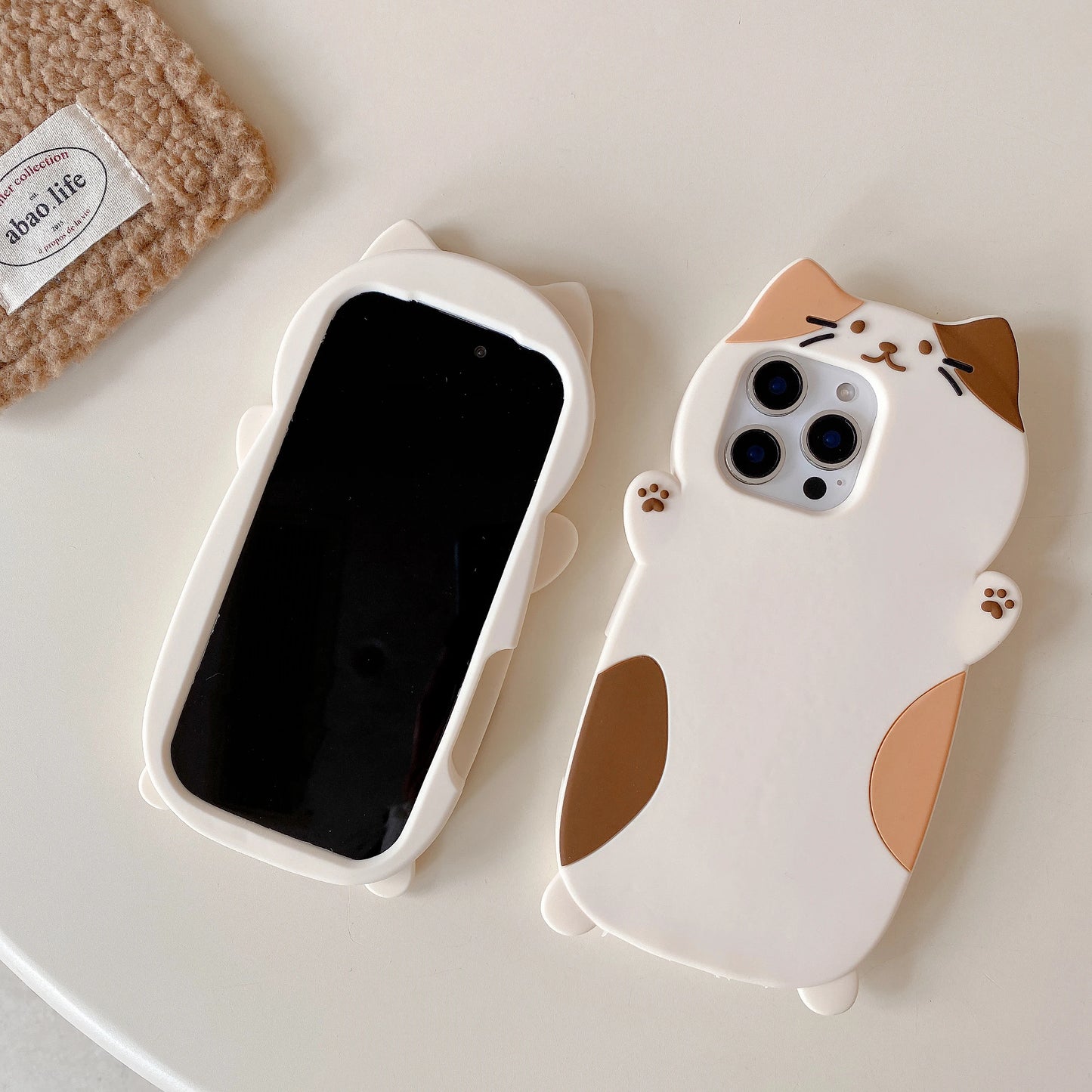 【猫耳シリーズ】三毛猫 肉球 立体キャットiPhoneケース|マットTPU #240211