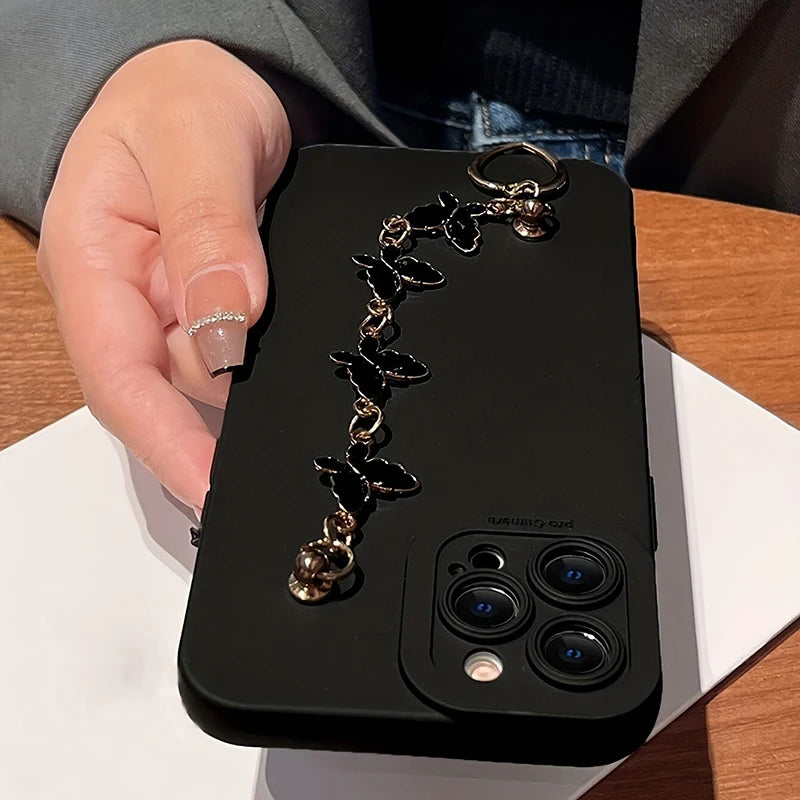 【バタフライチャーム】チェーン付き ハートリング スマホケース|iPhone対応 #250728