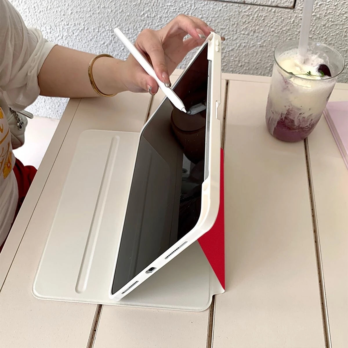 【iPadケース】チェリーチェック 折りたたみスタンドケース レトロ・ガーリー・ポップ #261142