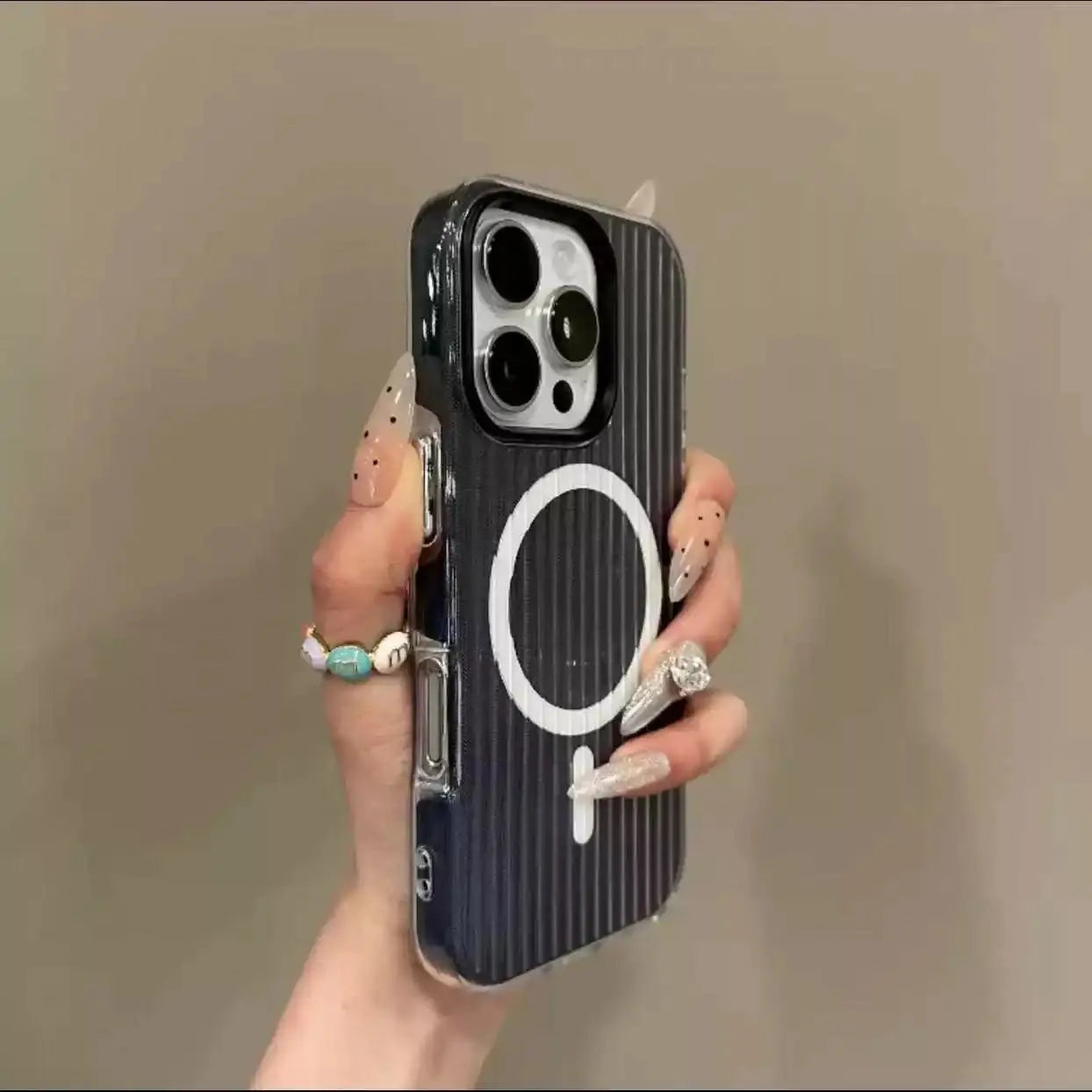 【ワイヤレス充電対応シリーズ】パステルカラー スーツケース風 凹凸デザイン スマホケース|iPhone対応 #250902