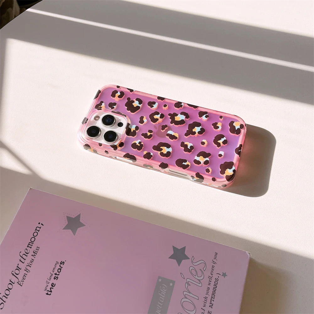 レオパードグラデーション iPhoneケース|ヒョウ柄 オーロラカラー・トレンドデザイン #240317