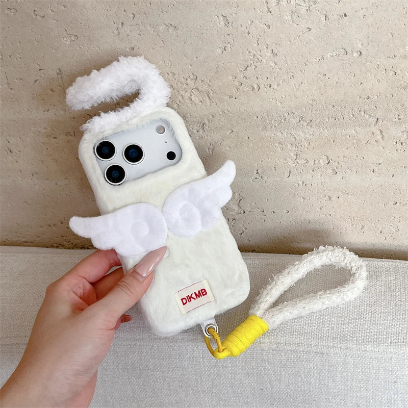 【エンジェルファーウィング】天使の羽×ふわもこホワイト スマホケース|iPhone対応 👼✨ #250112