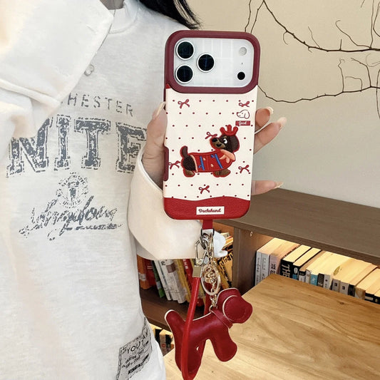 【アニマルシリーズ】 サンタ ダックスフンド 刺繍 × クリスマス デザインケース|iPhone対応 #240906