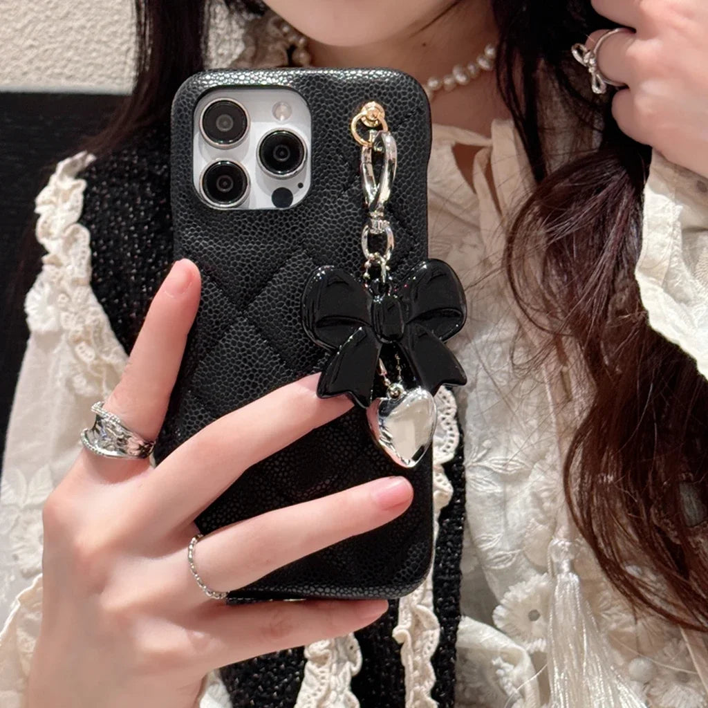 【リボン×ハートチャーム】キルティングPUレザーケース|iPhone対応 #250506