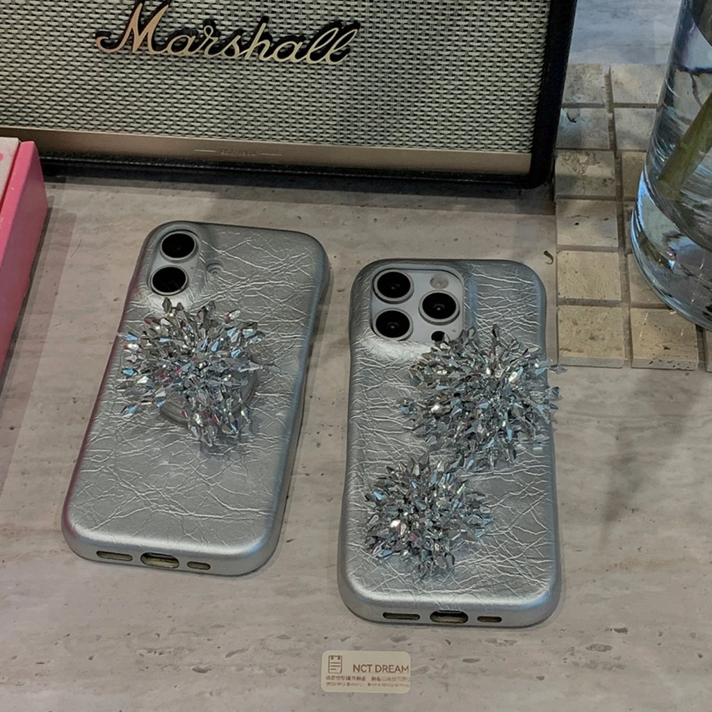 【クリスタルブロッサム】キラキラ シルバー ビジュー ホルダー付き ラグジュアリー スマホケース|iPhone対応 #250426