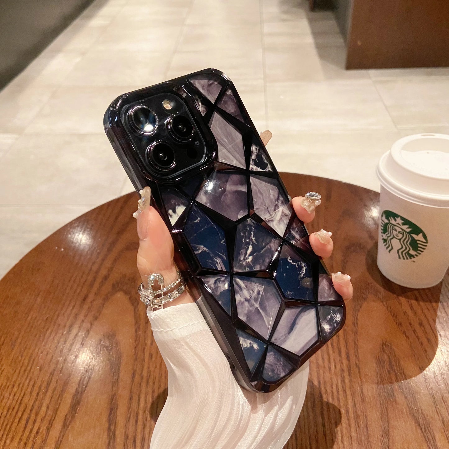 【ジェムカットアート】立体ジオメトリック × マーブルパネルデザイン スマホケース|iPhone対応 #250603