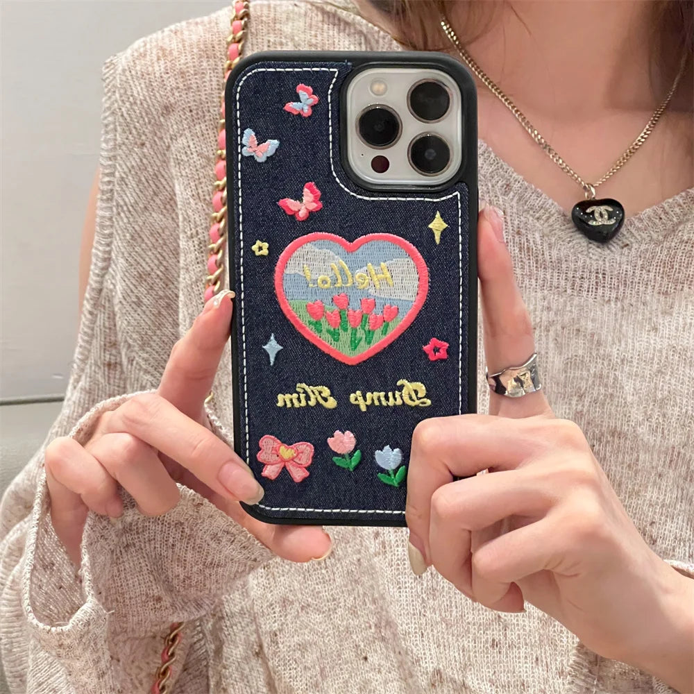 【デニム刺繍デザインスマホケース】ハート&バタフライ|iPhone対応 #250811