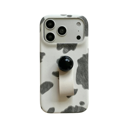 【アニマルシリーズ】カウ柄グリップ付き スマホケース｜モード×ナチュラルデザイン｜iPhone対応 #241207