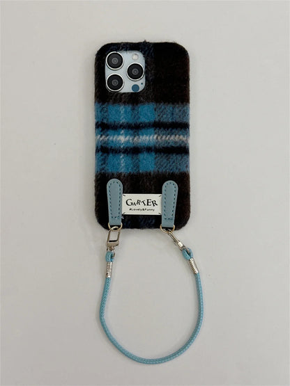 【チェックストラップ】フェルト チェック × ストラップ付き スマホケース｜iPhone対応 #250107