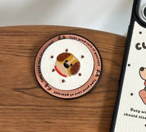 【Magnet内蔵】キュートパピー ベージュ ドット×イラスト ゆるかわスマホケース｜iPhone対応 #241028