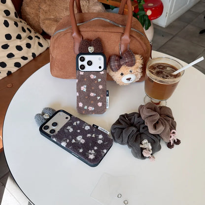 フラワー iPhoneケース｜花柄 ボア素材・シュシュチャーム付き #240531