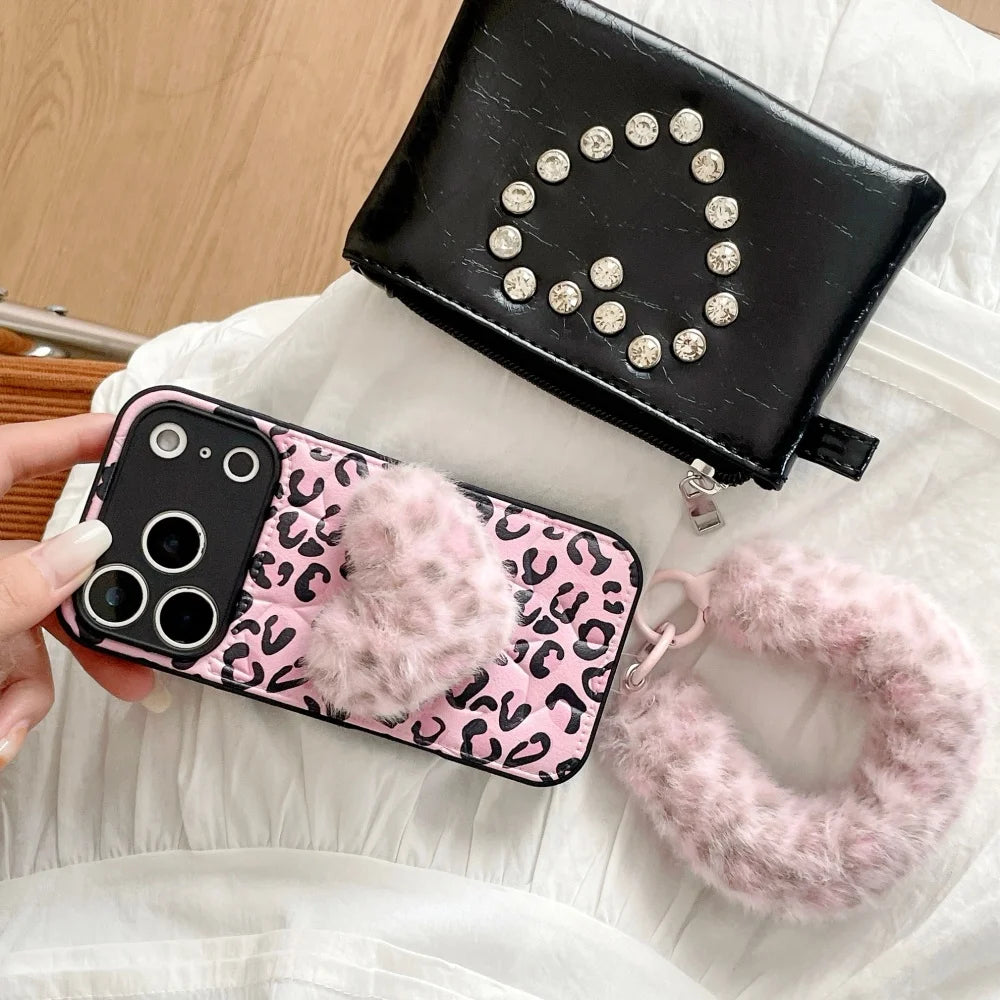 ファーハート付き ピンクレオパード ヒョウ柄 iPhoneケース #240507