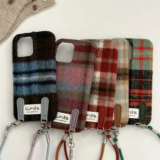 【チェックストラップ】フェルト チェック × ストラップ付き スマホケース｜iPhone対応 #250107