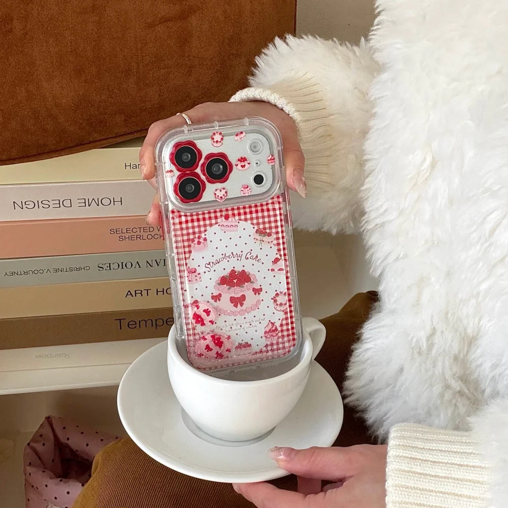 ストロベリーケーキ 流れるラメ iPhoneケース｜ギンガムチェック・キラキラデザイン #230830