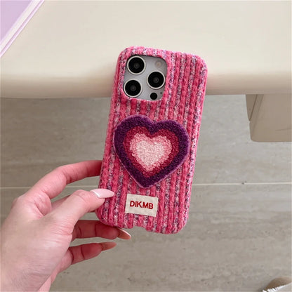 【ハートニットポンポン】もこもこ カラフルハート×ふわふわチャーム Y2K スマホケース｜iPhone対応 #250105