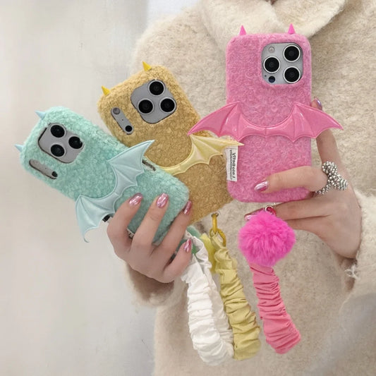 【デビルウイング】ふわもこ悪魔くん × 立体バットウイング スマホケース｜iPhone対応 #240825