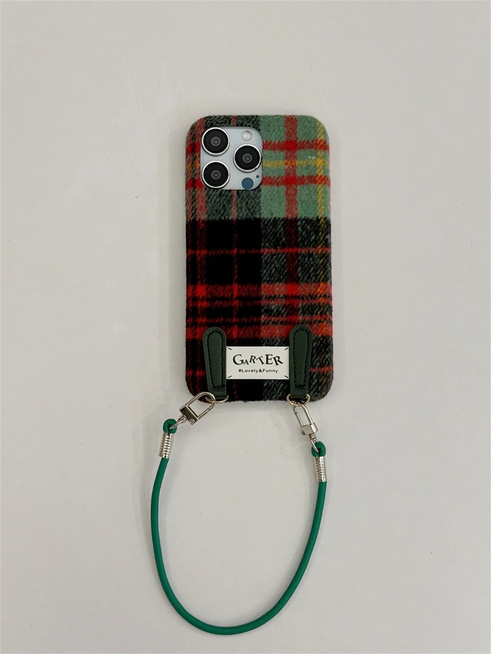 【チェックストラップ】フェルト チェック × ストラップ付き スマホケース｜iPhone対応 #250107