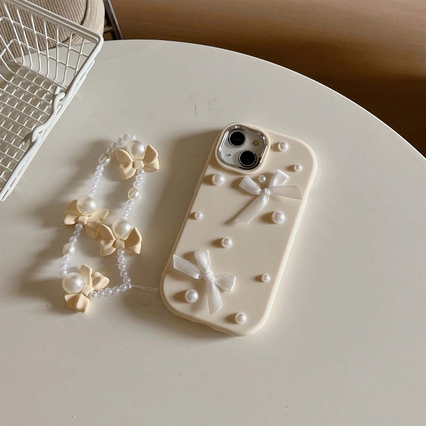 【パールリボン】立体リボン＆パール ストラップ付き デコスマホケース｜iPhone対応 #250727