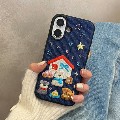 【デニムアニマルハウス】刺繍風×デニムファブリック スマホケース｜iPhone対応 #250609