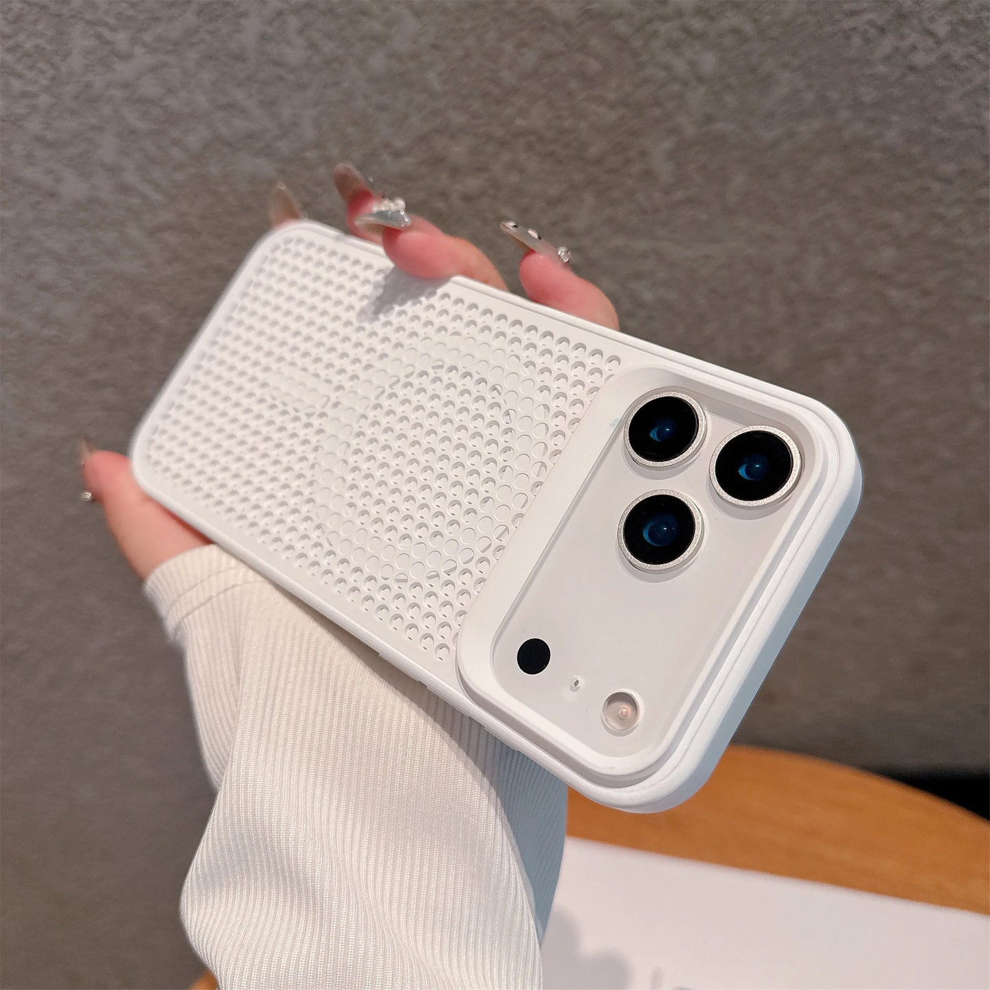 【Magsafe対応】シリコンラバー エアドット 立体グリップ 耐衝撃 スマホケース｜iPhone対応 #250419