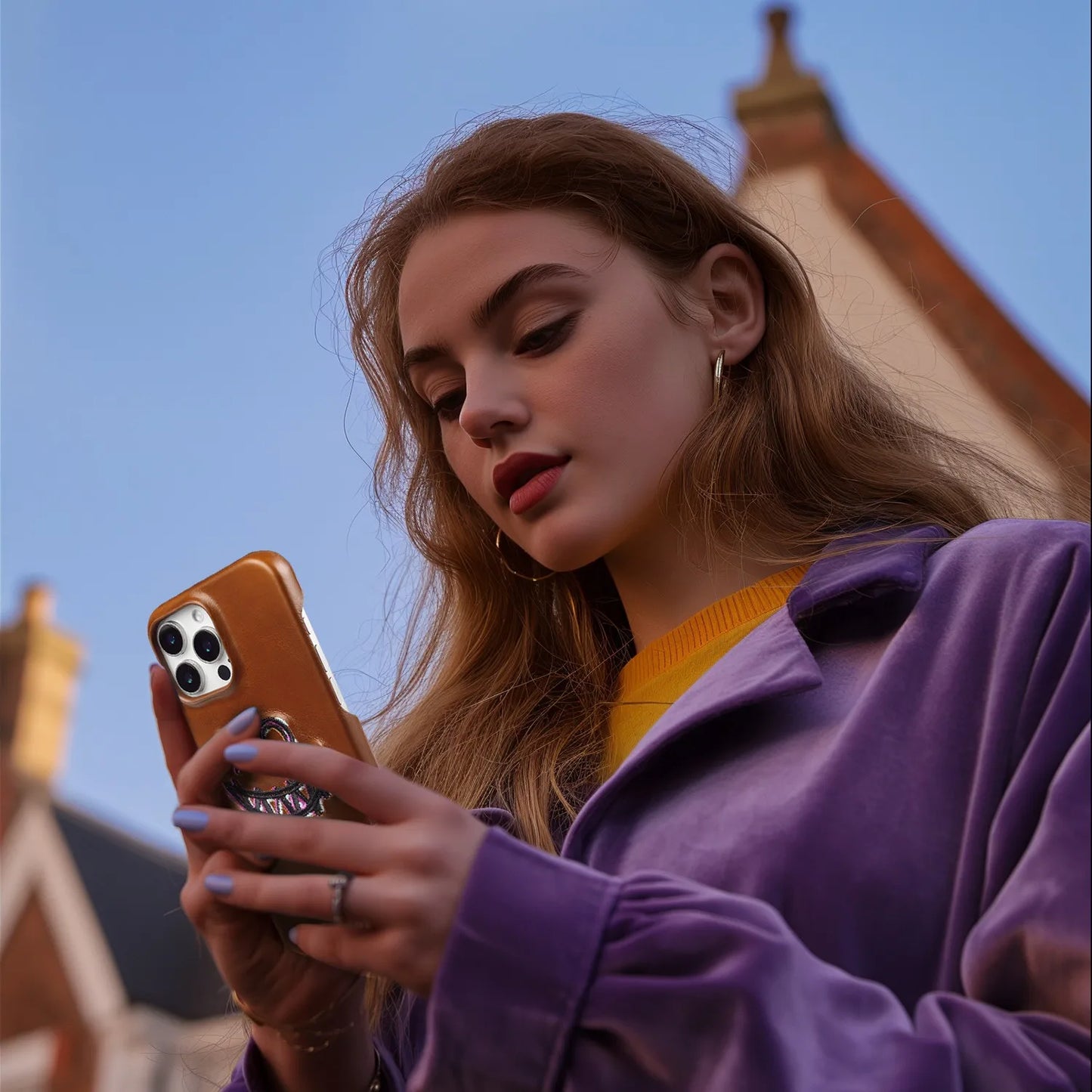 【本革シリーズ】艶あり スムースレザー スマイル ステッチケース｜iPhone対応 #240831