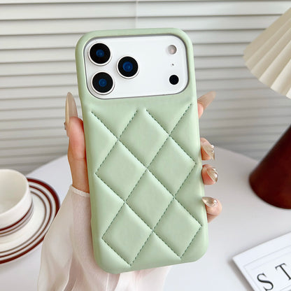 【キルティングレザー調】エレガント ダイヤステッチ スマホケース｜iPhone対応 #250308