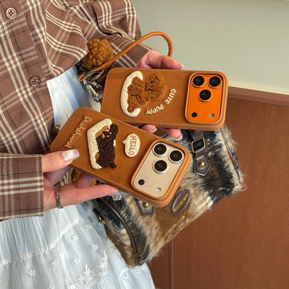 【トイプー＆ダックス】立体刺繍Dog × ストラップ付き スマホケース｜iPhone対応 #240810