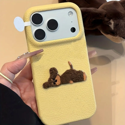 ドッグモチーフ iPhoneケース｜ミニチュアダックス 刺繍デザイン・シンプルカラー #240604