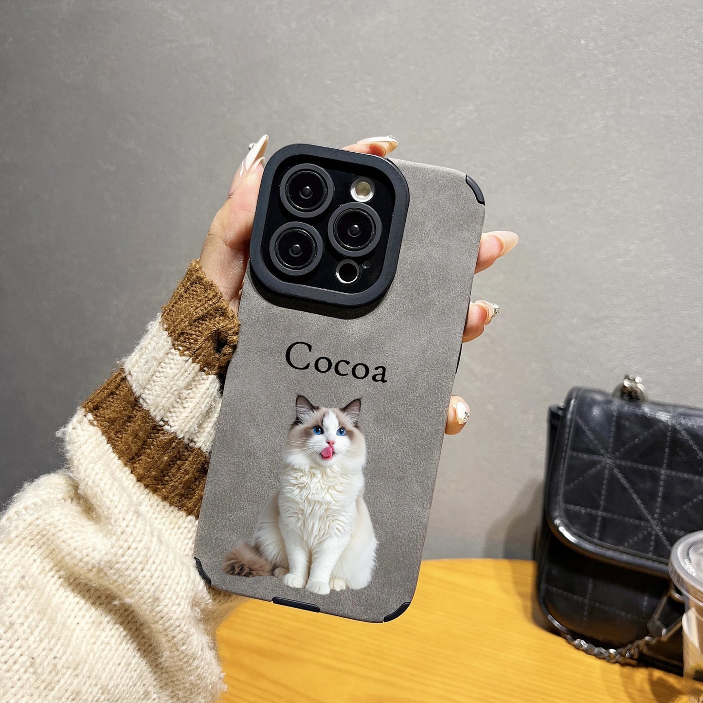 【カスタムNAMEシリーズ】ペット写真×ネーム入り スエード調 フォトケース｜iPhone対応 #241007