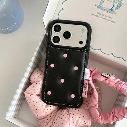 【ドットレザー】ピンク 水玉 ステッチ × ブラックレザー スマホケース｜iPhone対応 #250125