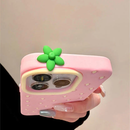 【フルーツシリーズ】いちごデザイン 立体シリコン スマホケース｜iPhone対応 #250917