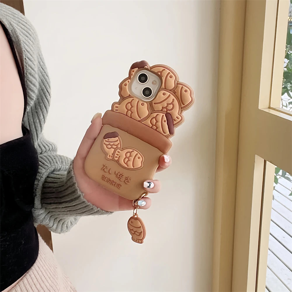 【シリコン】3D たい焼き iPhoneケース｜チャーム付き・ゆるかわ PCA #261294