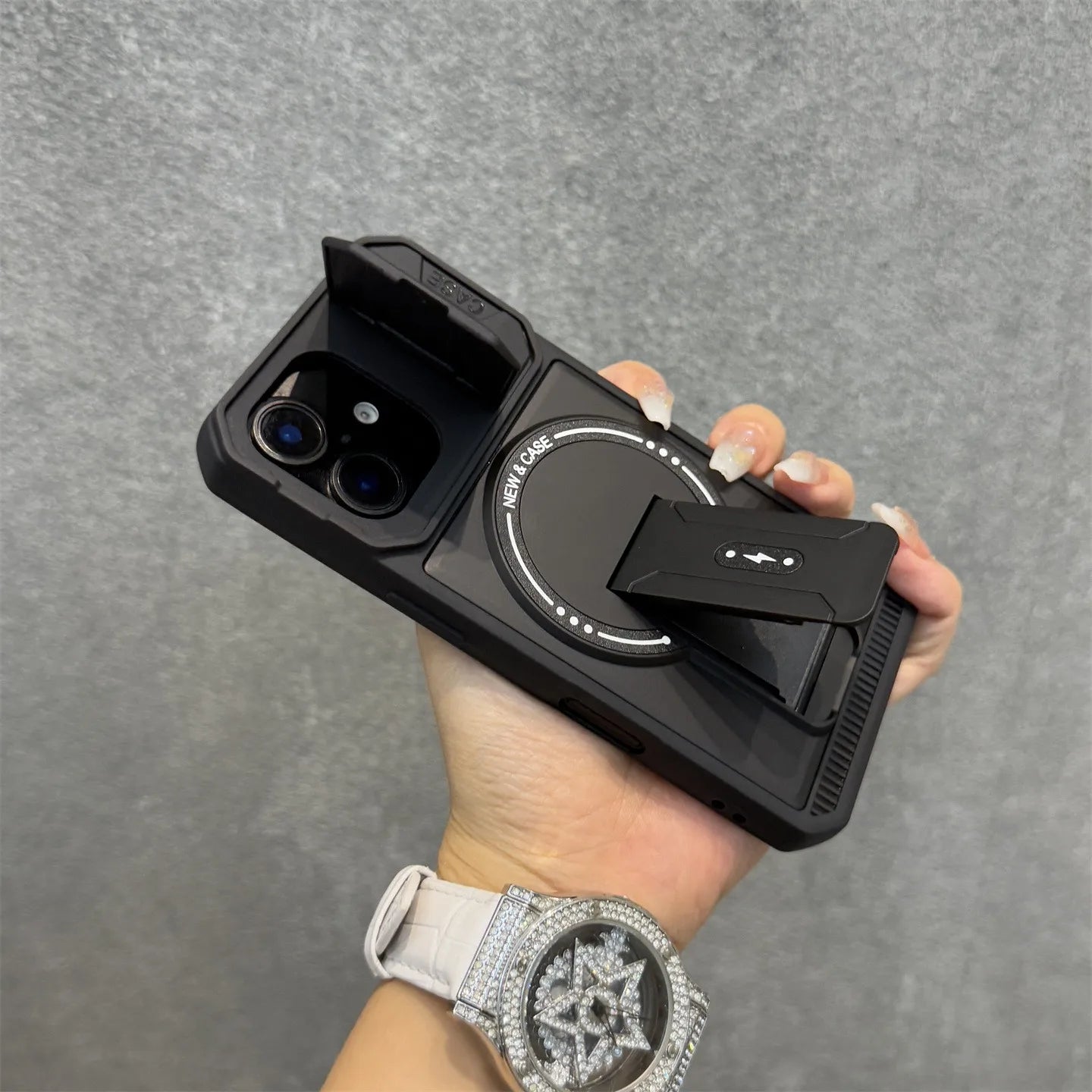 耐衝撃 iPhoneケース カメラカバー付き マグネット式リングスタンド 落下防止 スマホスタンド機能搭載 シンプルブラック｜iPhone対応 #250411
