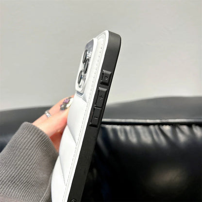 【レザーシリーズ】シンプルキルティング風 高級感あるレザー調 パフデザイン スマホケース｜iPhone対応 #251016