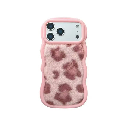 もこもこ レオパード柄 ファー iPhoneケース｜ウェーブフレーム #240301