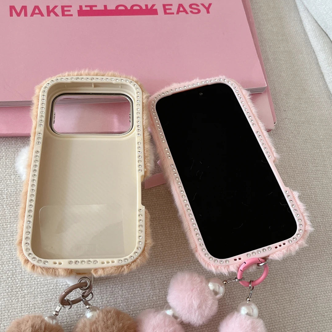【ふわもこアニマルシリーズ】リボンベア スマホケース｜もこもこ素材 × ポンポンストラップ付き｜iPhone対応 #241205