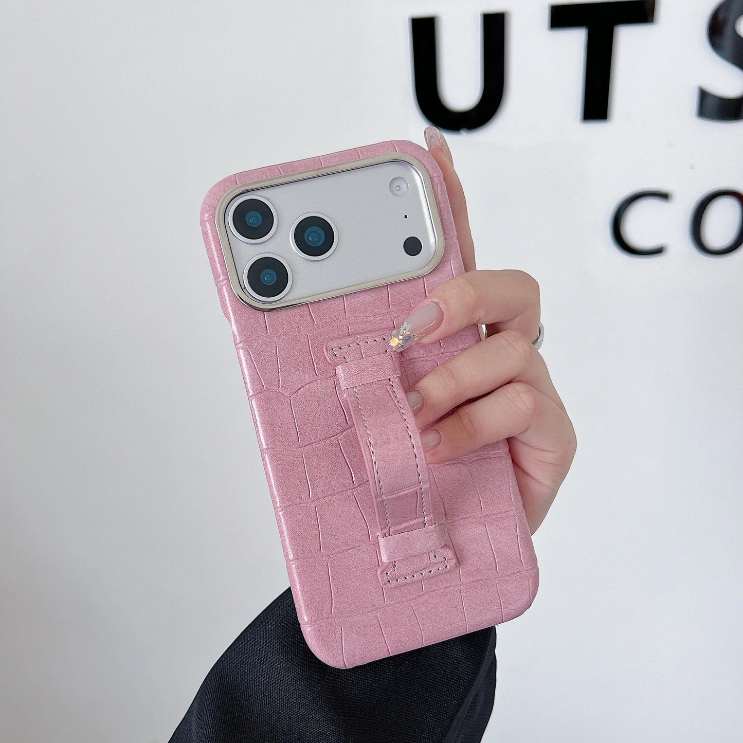 【クロコ調レザー】スリム ハンドベルト付 スマホケース｜iPhone対応 #240921