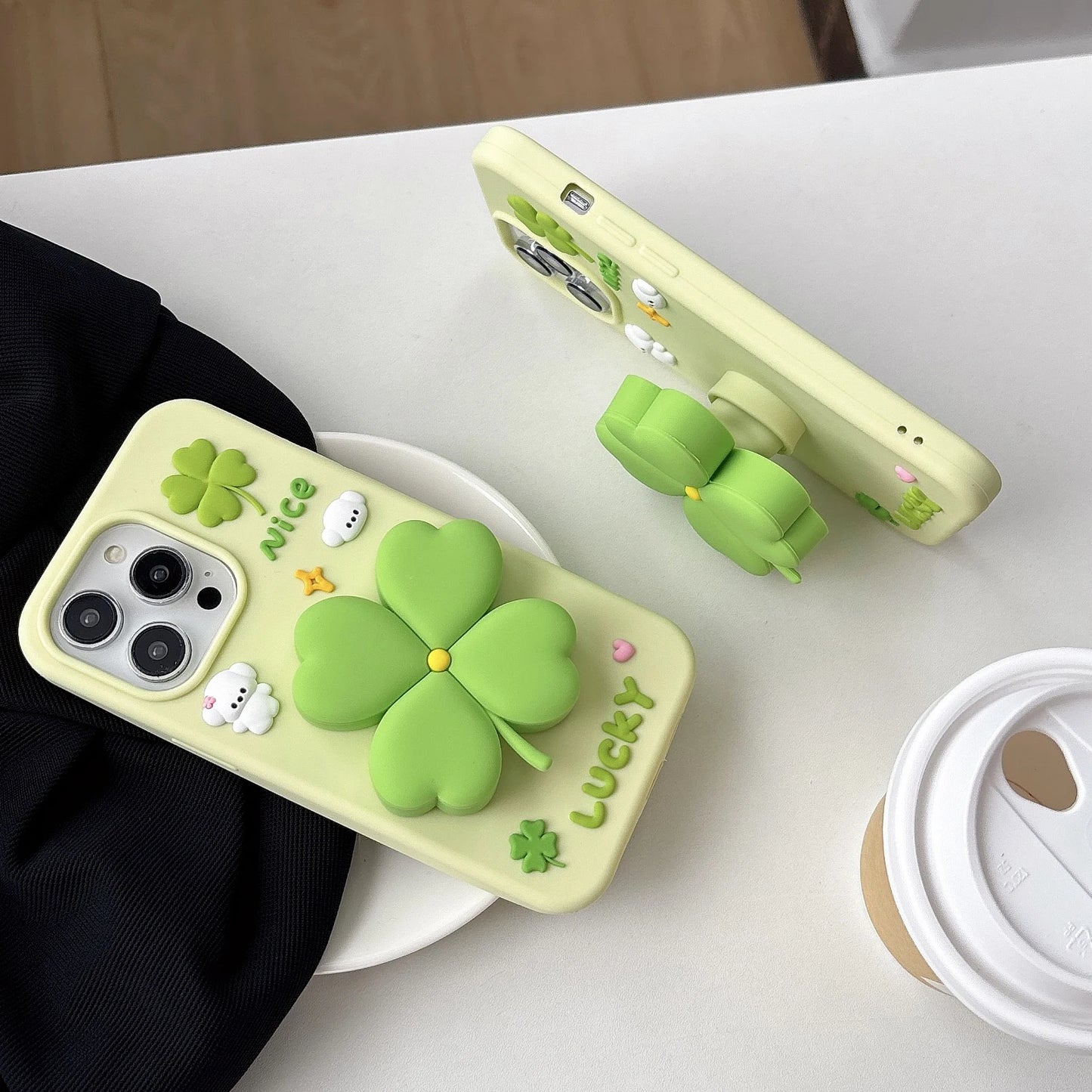 【3Dシリーズ】立体クローバー×LUCKYポップデザイン スマホケース｜iPhone対応 #250918