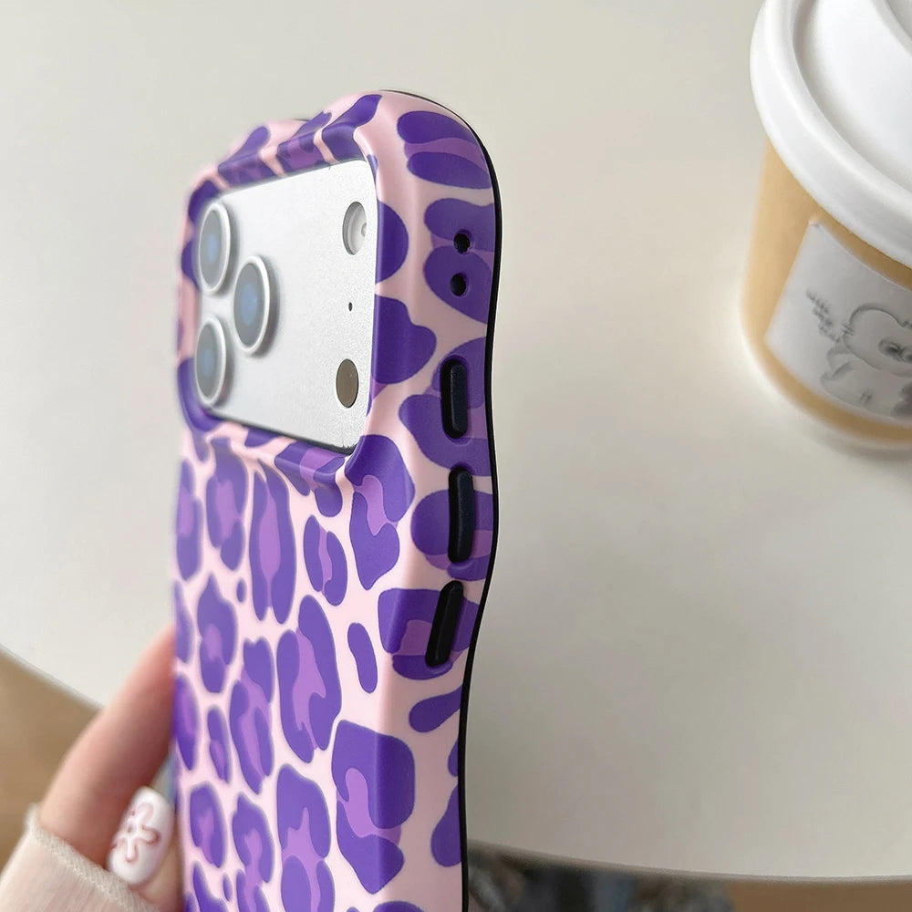 レオパード柄 ウェーブフレーム iPhoneケース｜韓国風 ヒョウ柄デザインケース #260324