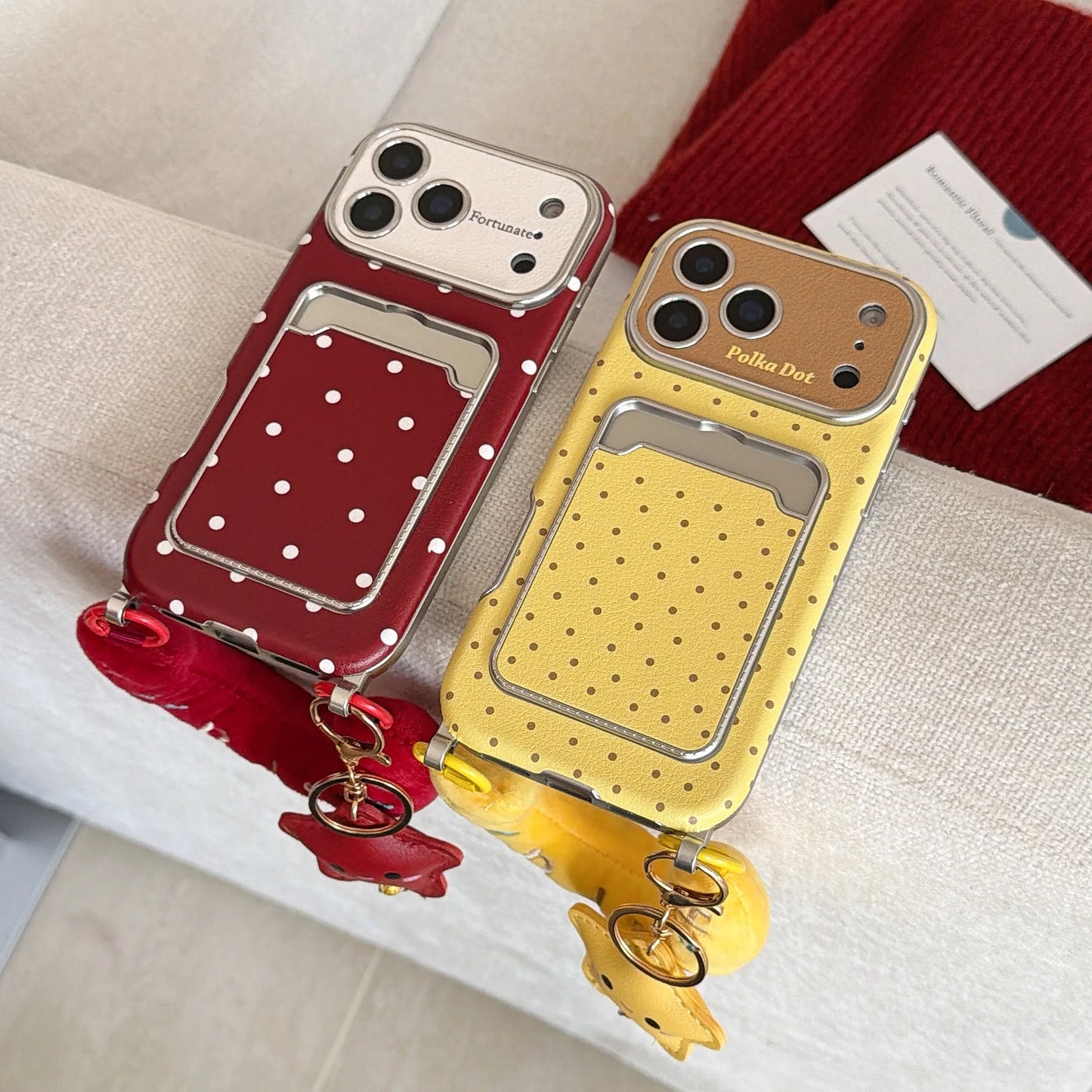 水玉 ドット柄 iPhoneケース｜もこもこスター ハンドルチャーム付き #240526